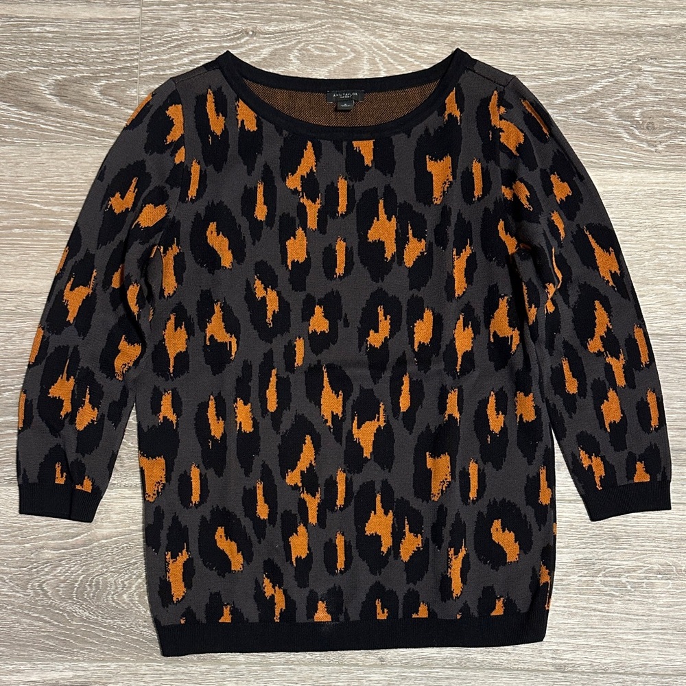 Ann Taylor Leopard Print Sweater in Orange, Black and Gray - Size M